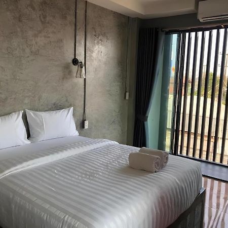 Sixty-Nine Resort Nakhon Phanom Dış mekan fotoğraf
