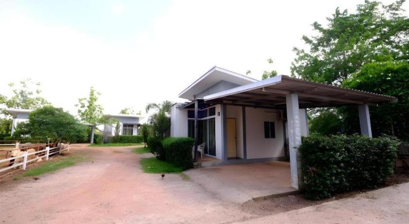 Sixty-Nine Resort Nakhon Phanom Dış mekan fotoğraf