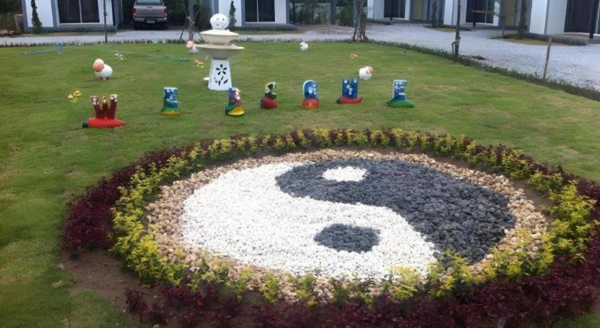 Sixty-Nine Resort Nakhon Phanom Dış mekan fotoğraf
